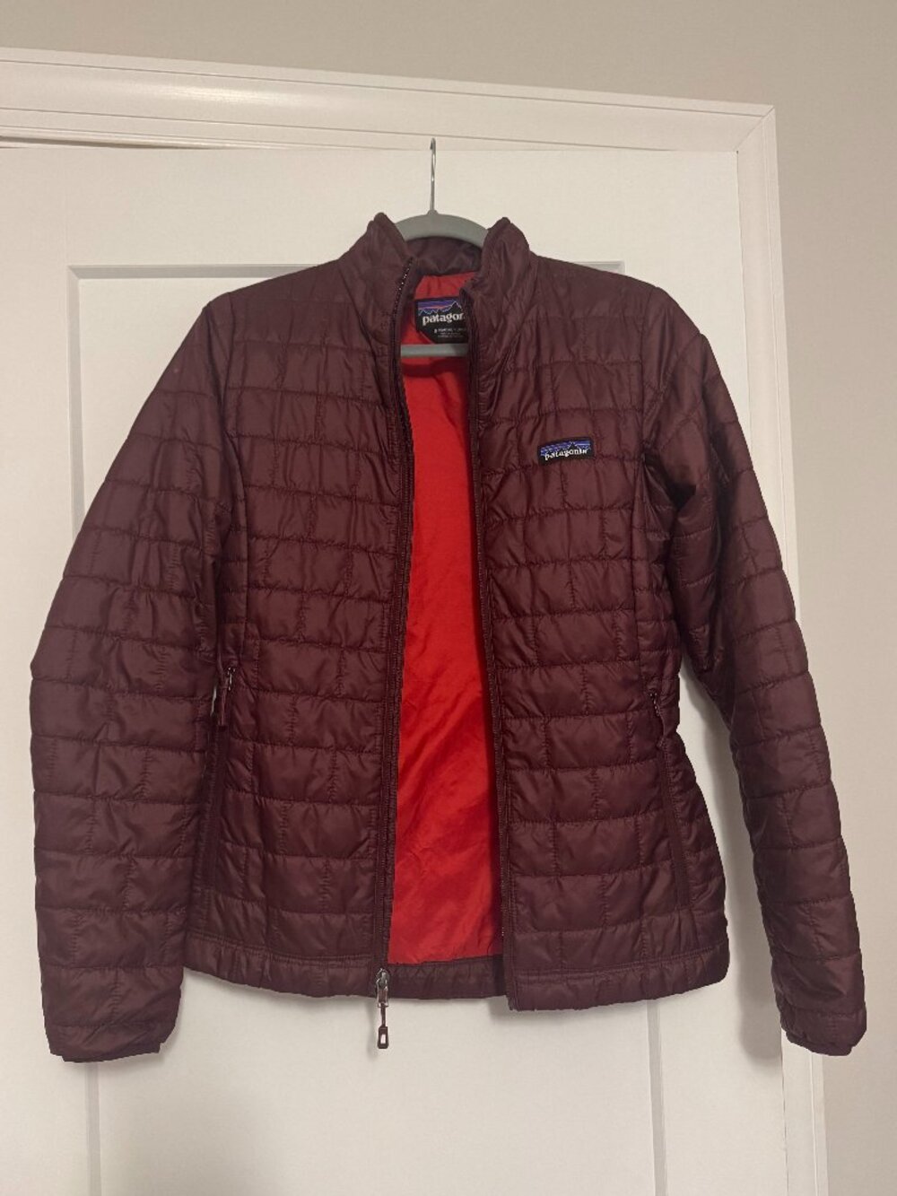 Patagonia Women’s Nano Puff Jacket Burgundy Wine Size Small